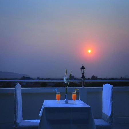 King & Queen Hotel Monywa Exterior foto