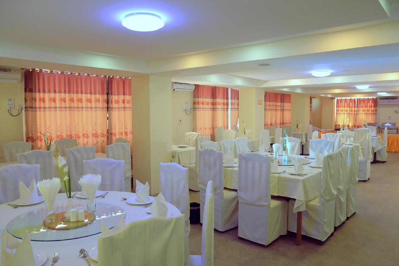 King & Queen Hotel Monywa Exterior foto