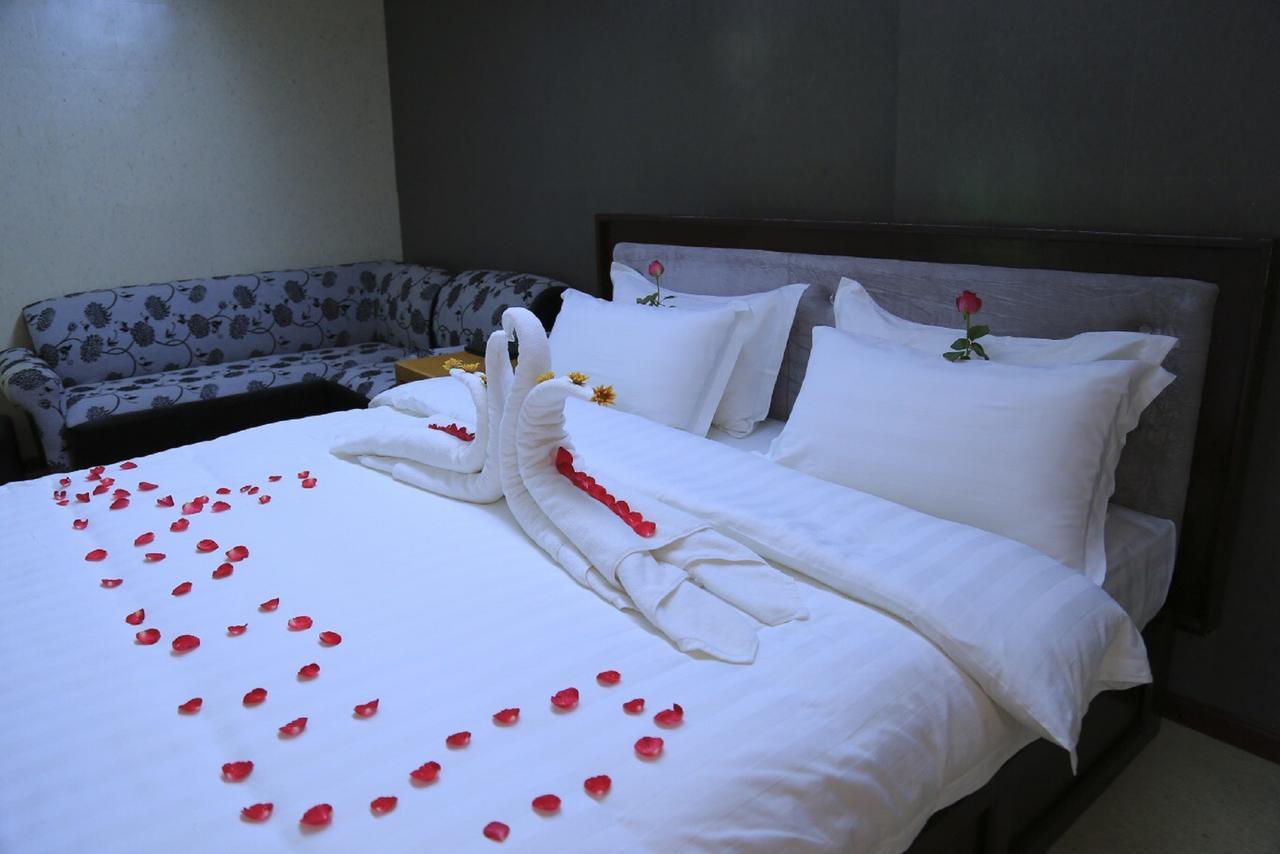 King & Queen Hotel Monywa Exterior foto